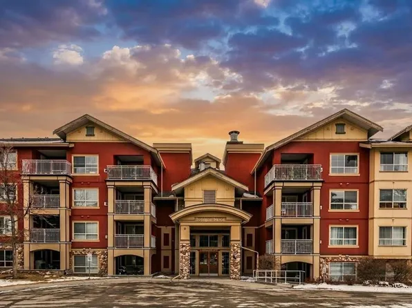 22 W Richard Pl SW #233, Calgary, AB T3E 7N6