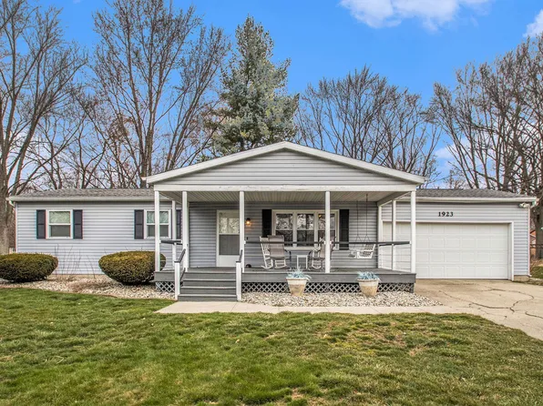 1923 Donald St, Goshen, IN 46526