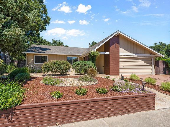 5th image of 7215 Oak Leaf Drive