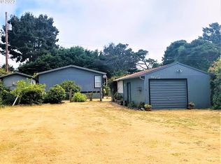 94552 Chandler Rd, Gold Beach, OR 97444