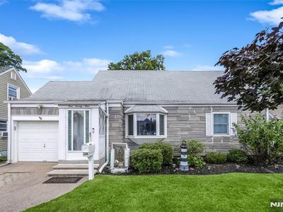 121 Lincoln Ave, Elmwood Park, NJ, 07407