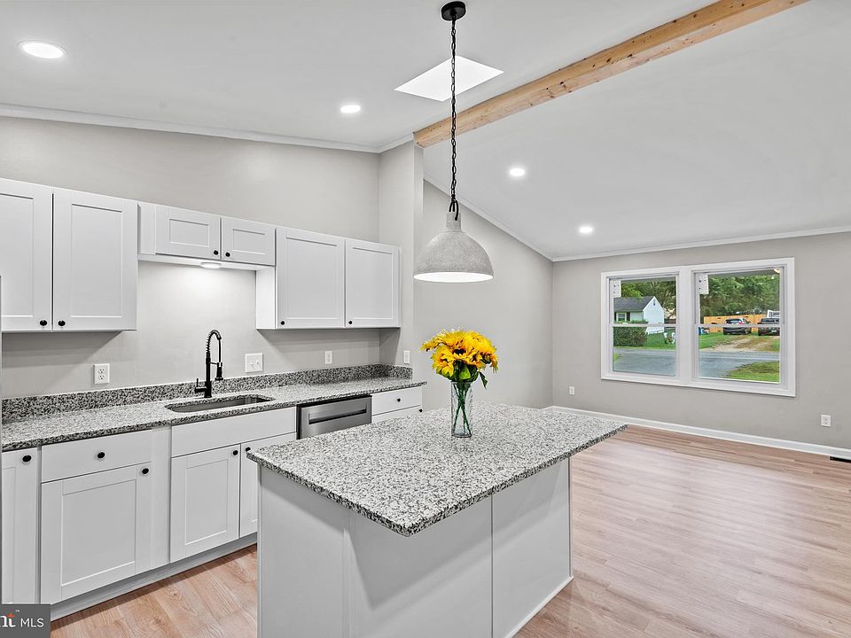 1st image of 117 Patterson Ave