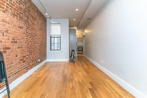 Living room, photo 1