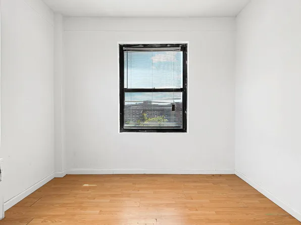 99-32 66th Road image 5 of 26