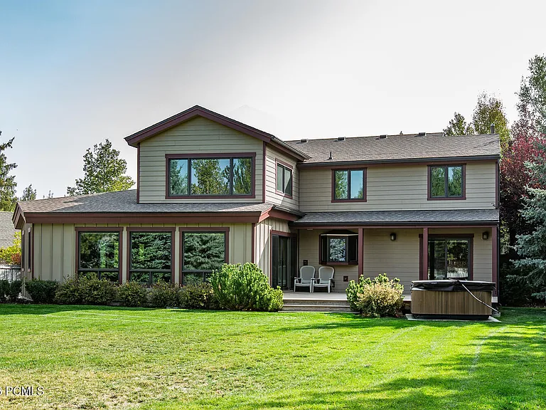 2689 Holiday Ranch Loop Rd — Photo 26