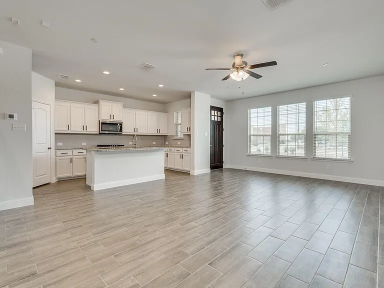 6805 Andrew Dr — Photo 15