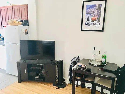 Rented by MOTION New York | media 5