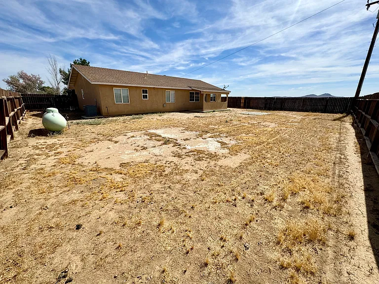 9000 Underwood Ave — Photo 21