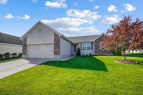 1442 Observatory Dr Photo 1