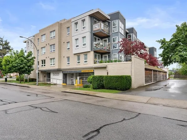 4815 55b St #105, Delta, BC V4K 3V7