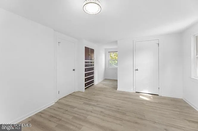 245 Paxson Ave — Photo 7