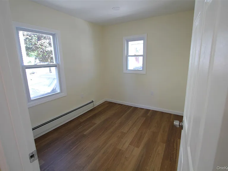 12 Elm Ave #1 — Photo 9