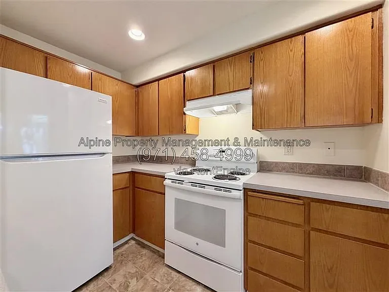 8314 SE Yamhill St #2 — Photo 2