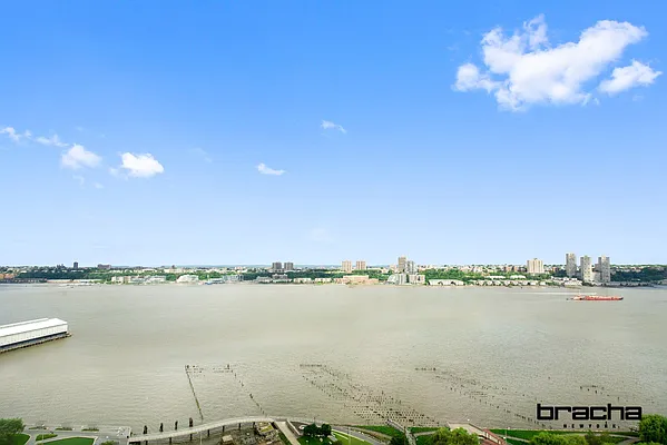 Rented by Keller Williams NYC | media 9