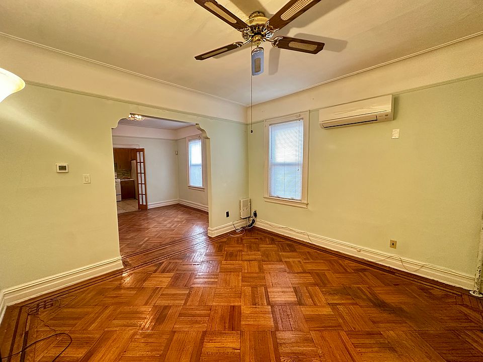 1st image of 250 Avenue T #1