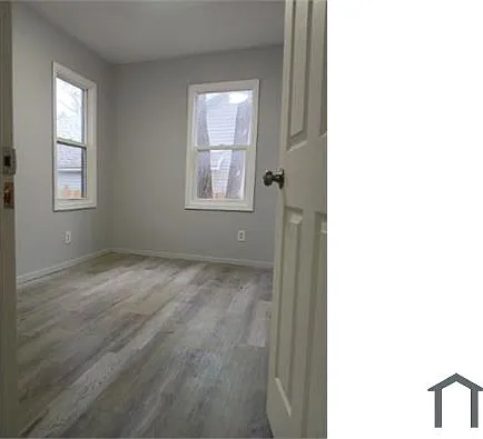3 bed, 1800 sqft, $1,300 — Photo 2