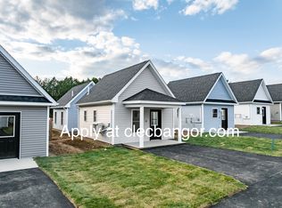 1337 Hammond St, Bangor, ME 04401