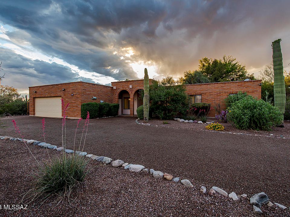 1st image of 7750 E Oakwood Cir