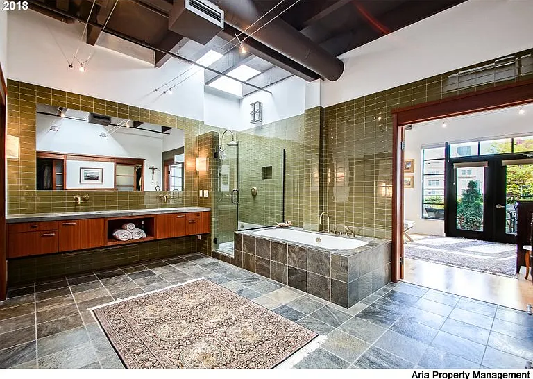 1011 NW Glisan St #302 — Photo 19