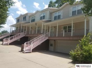 821 S 42nd St #2, Omaha, NE 68105