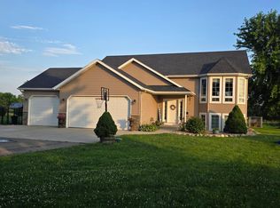 57331 227th St, Austin, MN 55912