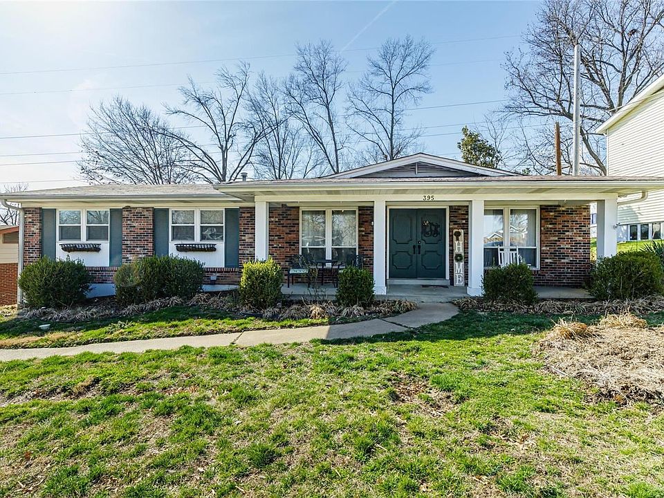 1st image of 395 Crestbury Dr