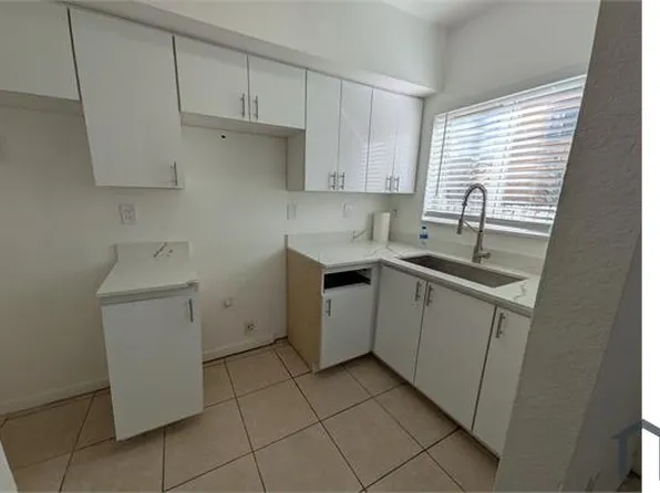 474 NW 85th Rd #474, Miami, FL 33150