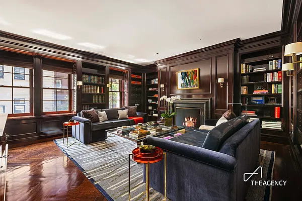 Living room, photo 8