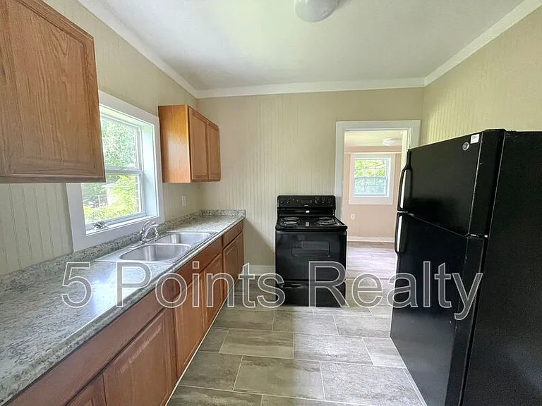 203 Morrison St #203B — Photo 4