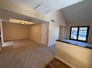 8267 N Oracle Rd, Tucson, AZ 85704