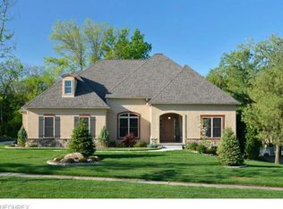 6 Brandywine Dr, Hudson, OH 44236