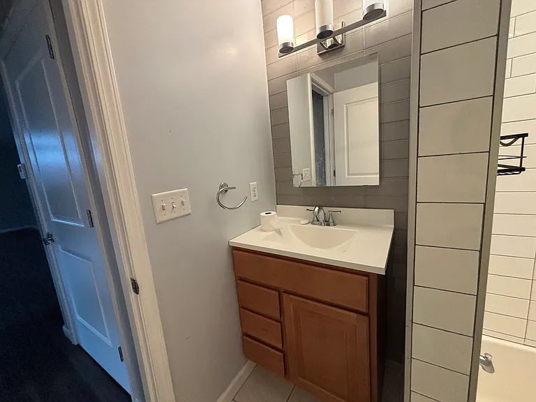 169 Elk St #8 — Photo 6