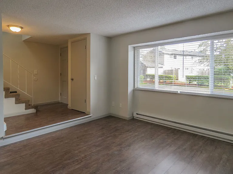 4795 SW Larch Dr — Photo 10