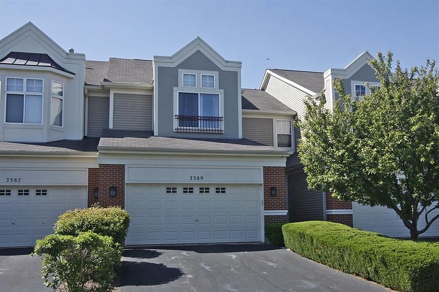 2nd image of 3389 Rosecroft Ln