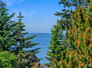 9216 183rd Pl SW, Edmonds, WA 98020