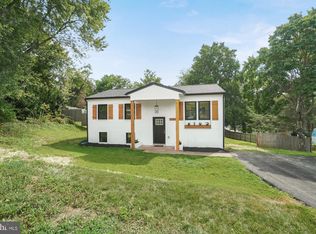 1605 Thomas Dr, Point Of Rocks, MD 21777