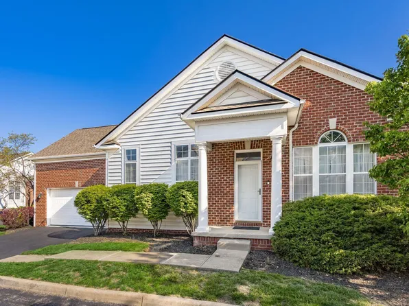 3994 Park Cir E, Hilliard, OH 43026