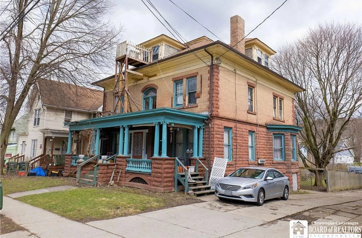 349 Foote Ave — Photo 4