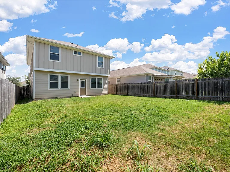 124 Guemal Rd — Photo 37