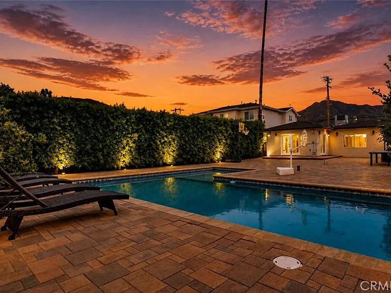 10855 Oro Vista Ave — Photo 39