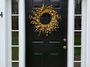 4 Crocker Dr, Westford, MA 01886