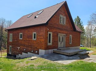 1032 Spring Lake Rd, Bracebridge, ON P1L1X1