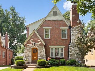 7446 Stanford Ave, Saint Louis, MO 63130