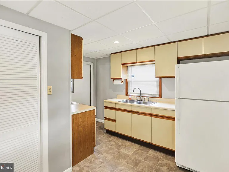 709 Franklin St — Photo 10