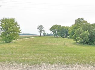 2095 Mount Carmel Dr, North Middlesex, ON N0M2K0