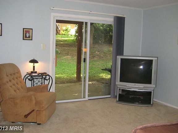 3rd image of 13021 Amesbury St
