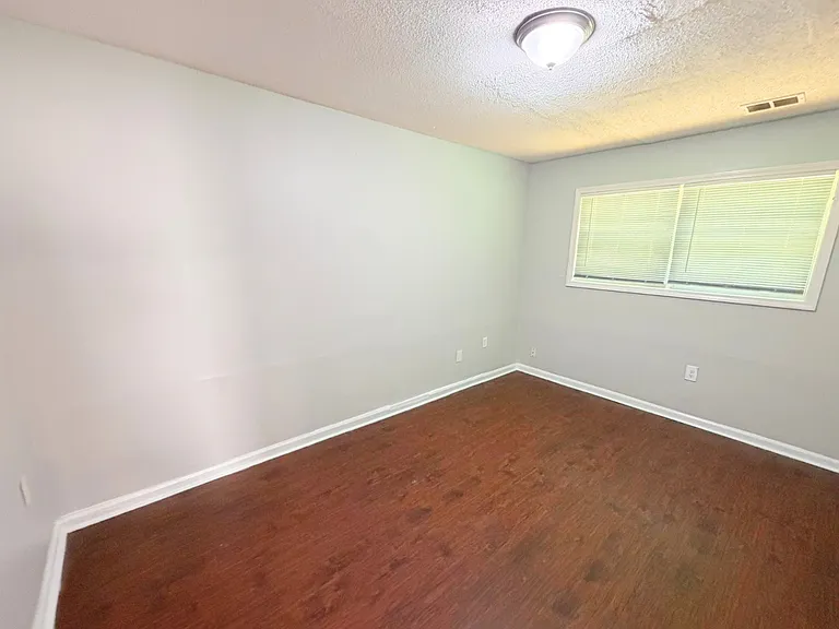 1111 Canary Ln — Photo 7