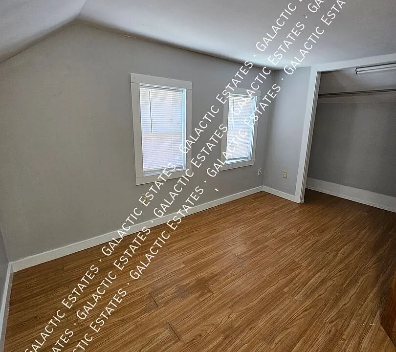 36 South St