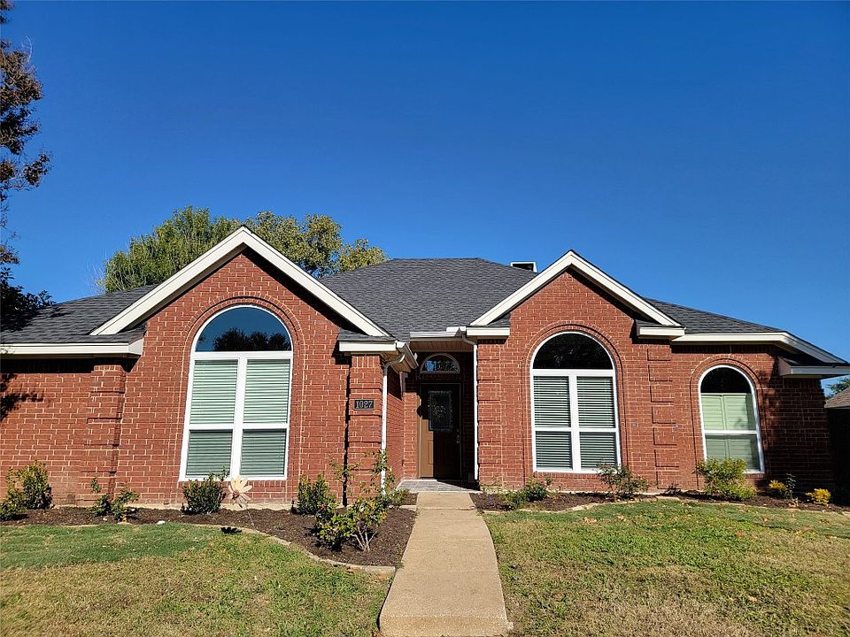 1st image of 1027 Monarch Dr