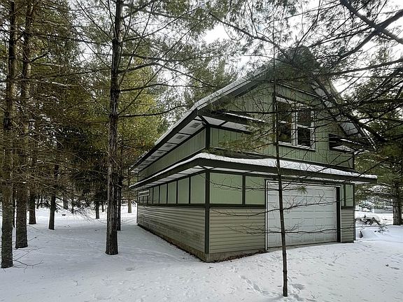 4th image of 1973 N Cypress Ln